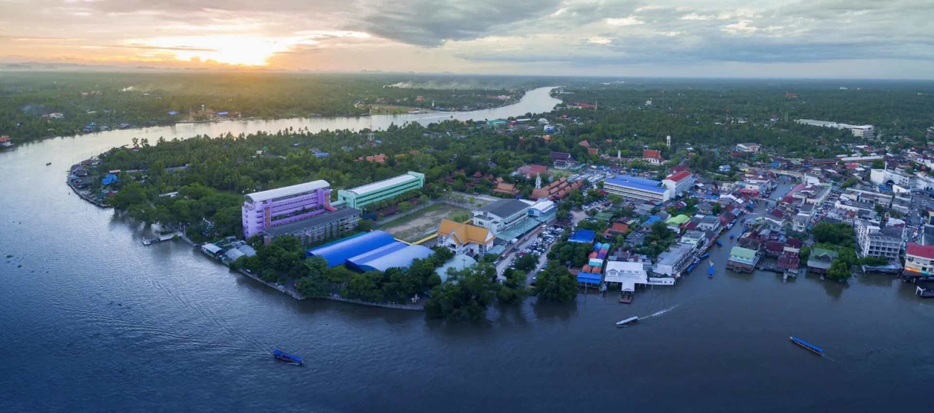 Amphawa boat tours