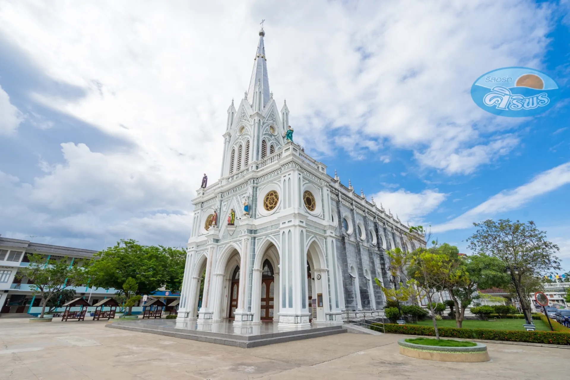 อาสนวิหารแม่พระบังเกิด บางนกแขวก